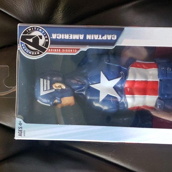 Marvel Captain America Titan Hero Series - Picture 3 of 13